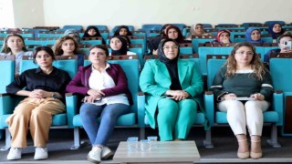Van Büyükşehir Belediyesinden ‘aile içi iletişim semineri