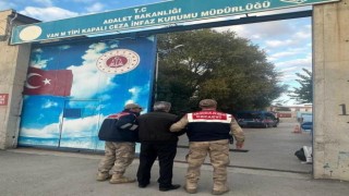 Vanda 54 kaçak göçmen yakalandı