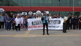 Yalovada sağlık çalışanları İsraili protesto etti