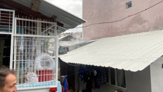 Yangını gören mahalleli sokağa döküldü