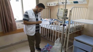 Yeryüzü Doktorları Gazzede zorlu şartlar altında yardım ulaştırıyor