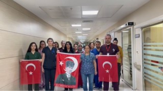 Yoğun bakım servisinde 100üncü yıl kutlaması