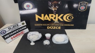 Yol kontrolünde durdurulan araçtan uyuşturucu çıktı