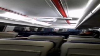 Yolcu treninin elektrik aksamında yangın çıktı