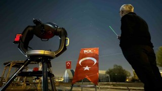 Yüksekovada teleskopla ay ve yıldızlar izlendi