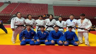 Yunusemreli ümit judocular Konyada puanları topladı