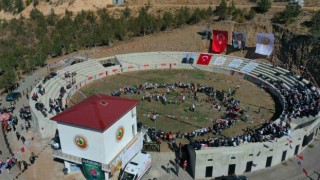 Yusufeli 73. Geleneksel Karakucak Güreşlerinde başpehlivan Kenan Gör oldu