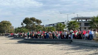 Yüzlerce kişi Filistine destek için yürüdü