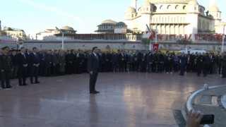 10 Kasım Taksimdeki törende CHP çelenk getirmeyi unuttu