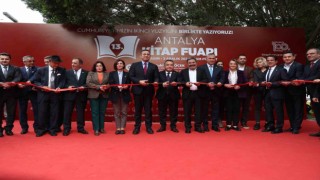 13. Antalya Kitap Fuarı açıldı