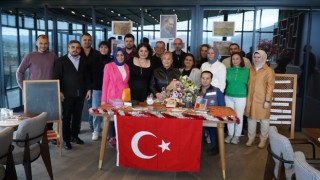 30 yıl sonra buluştular