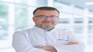 50 yaş üzeri kişilerde düzenli olarak kolonoskopi yaptırılmalı