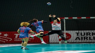 A Milli Kadın Hentbol Takımı, Tunusu 29-28 yendi