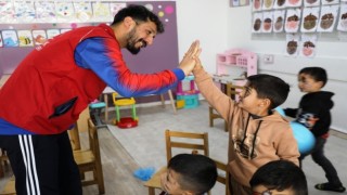 Ağrı Gençlik Merkezi, Yavuz Selim İlkokulunda eğlenceli bir gün düzenledi