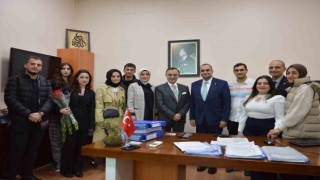AK Parti İstanbul Milletvekili Dr. Sevan Sıvacıoğlu, Öğretmenler Gününde Yeni Yüzyıl Üniversitesini ziyaret etti