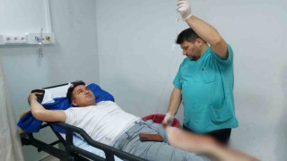 Akaryakıt istasyonunda bıçaklandı