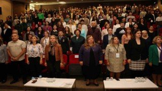 Akdeniz Üniversitesinde Cumhuriyetin 100. yılında kadın hakları konuşuldu