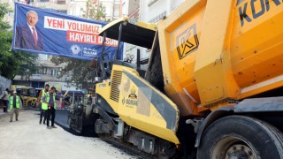 Akdeniz'de kilitli parke taşları sıcak asfaltla değiştirildi
