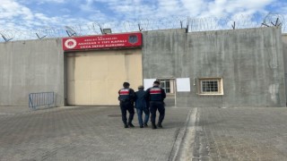 Akhisarda aranan 15 şahıs yakalandı