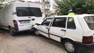 Alkollü sürücünün sebep olduğu zincirleme trafik kazasında 1 kişi yaralandı