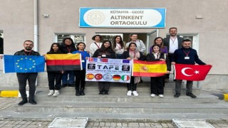 Alman ve İspanyol öğrenciler dezenformasyonla mücadele için Gedize geldi