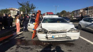 Ani fren yapan cipe otomobil çarptı: 4ü çocuk 8 yaralı