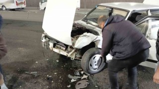 Ankarada 14 aracın karıştığı zincirleme kazada 7 kişi yaralandı