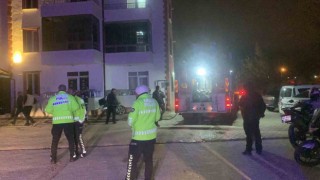 Apart dairede yangın çıktı, 3 kişi dumandan etkilendi