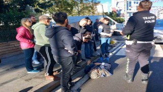 Aracın yaya geçidinde kadına çarptığı anlar kamerada: Duyarsızlığa tepki yağdı
