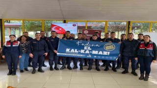 Aydında jandarma bilgiyle donanıyor