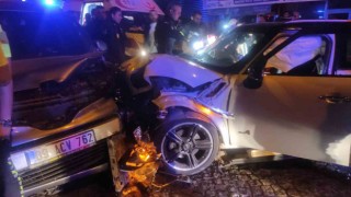 Aydında trafik kazası: 1i polis 3 yaralı