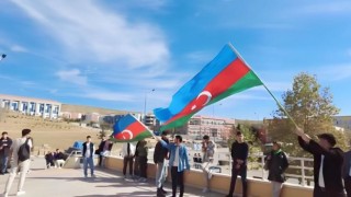 Azerbaycanlı öğrenciler Karabağ zaferinin 3. yıl dönümünü Türkiyede kutladı