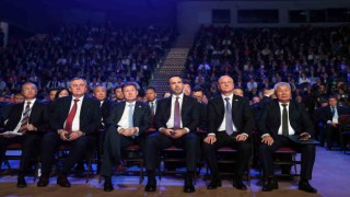 Bakan Bayraktar: Türkiyede enerji merkezini 2024te oluşturabileceğimizi düşünüyorum