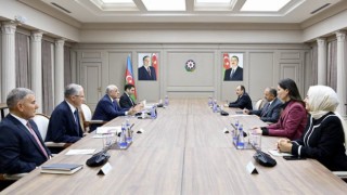 Bakan Özhaseki, Azerbaycan Başbakanı Asadov ve Bakan Babayev ile bir araya geldi