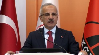 Bakan Uraloğlu: Trafik güvenliğini arttırmak adına akıllı ulaşım sistemlerini yaygınlaştırıyoruz