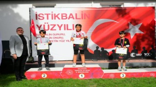 Balıkesirde hafta sonu genç sporcular kıyasıya yarıştı