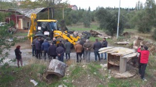 Balıkesirde mahallelinin yol sevinci