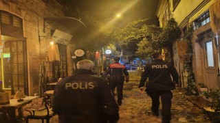 Balıkesirde polis 2 şüpheli şahsı yakaladı
