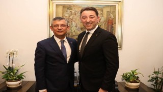 Bandırma Belediye Başkanı Tosundan CHP Genel Başkanı Özele hayırlı olsun ziyareti