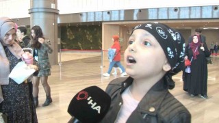 Başakşehirde Lösemili Çocuklar Haftasında anlamlı etkinlik, havaya balon bırakıp maskelerini çıkarttılar