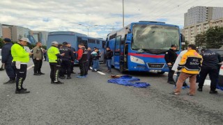 Basın Ekspres Karayolunda cezaevi aracı yolun karşısına geçen yayaya çarptı