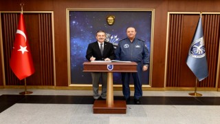 Başkan Ataçtan Orgeneral Güneykayaya ziyaret