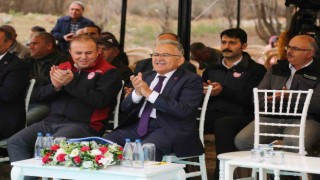 Başkan Büyükkılıç: “Birikimimizle, ekibimizle durmak yok, koşmaya devam”