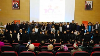 Başkan Pekmezci Rekabet Kurumu Kız Anadolu Lisesinin düzenlediği programa katıldı