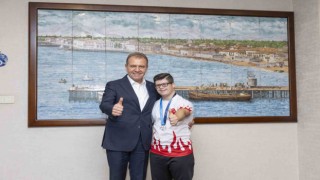 Başkan Seçer, Avrupa Şampiyonu Musa Alan ile bir araya geldi