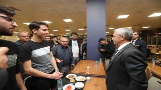 Başkan Tahmazoğlu öğrenciler ile bir araya geldi