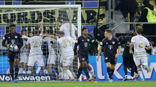 Bayern Münih Almanya Kupasından, Manchester United İngiltere Lig Kupasından elendi