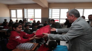 Beyazgülden eğitime tam destek