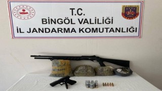 Bingölde 13 yıldır firari olan şahıs köy evinde yakalandı