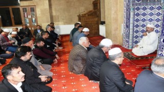 Bitlisteki camilerde Filistin için dualar edildi